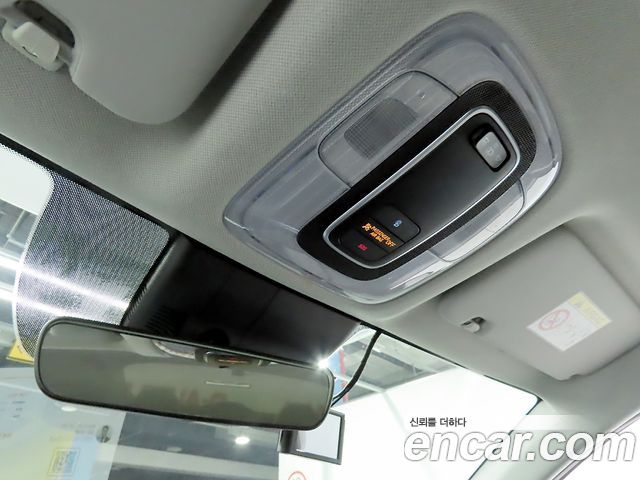 Hyundai AVANTE 2021 — photo 16
