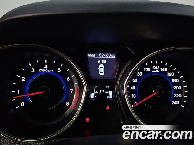 Hyundai AVANTE 2011 — photo 7