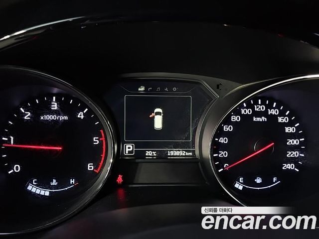 Kia Canival 2017 — photo 7