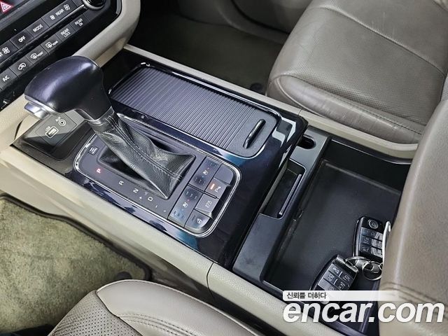 Kia Canival 2017 — photo 8