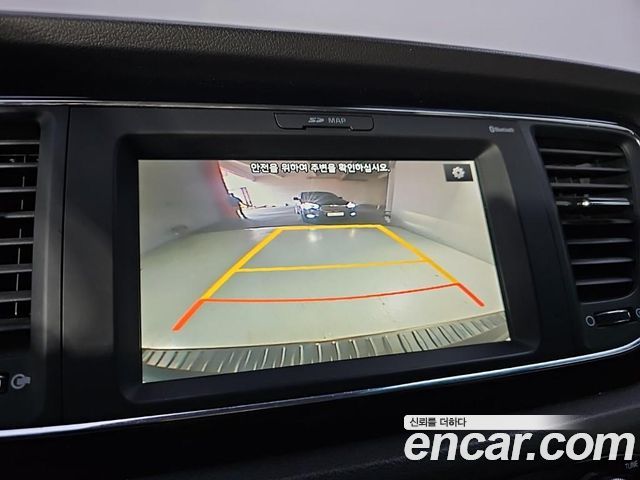 Kia Canival 2017 — photo 15