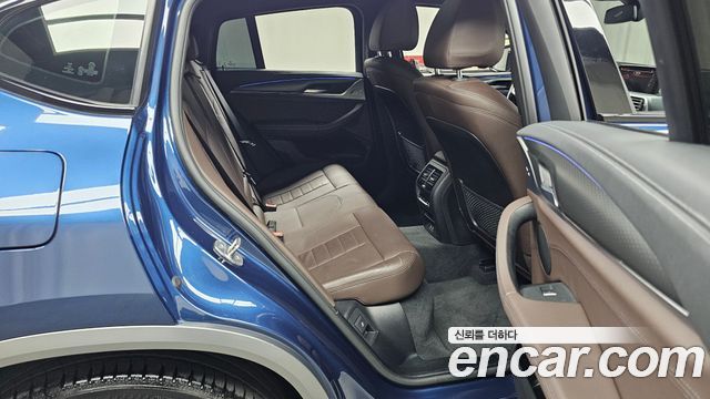 BMW X4 2021 — photo 11