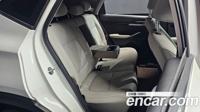 Kia Seltos 2023 — photo 17