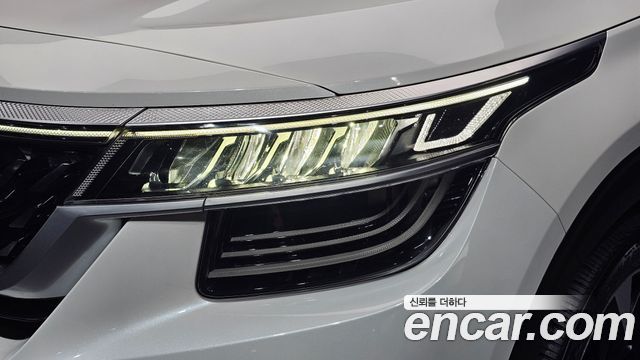 Kia Seltos 2023 — photo 8