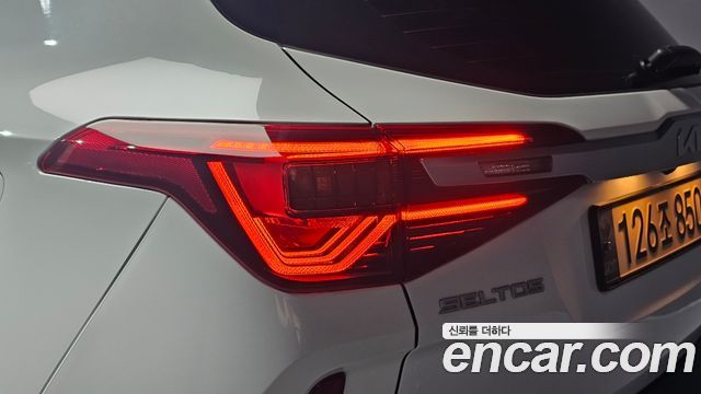 Kia Seltos 2023 — photo 9