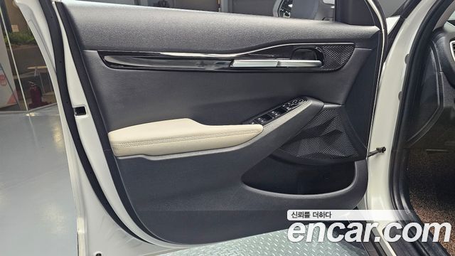 Kia Seltos 2023 — photo 14