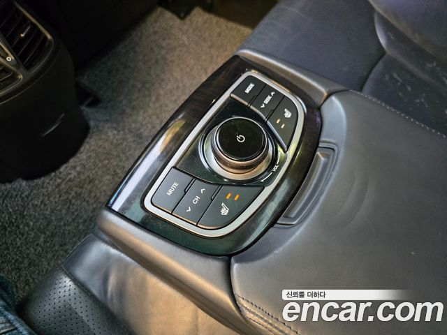 Hyundai Grandeur 2012 — photo 18
