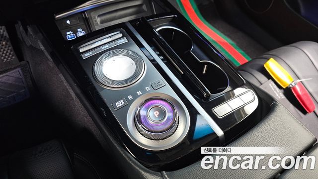 Genesis G80 2022 — photo 9