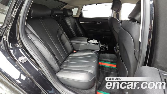 Genesis G80 2022 — photo 11