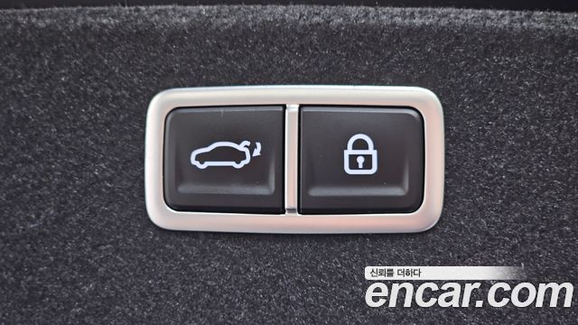 Genesis G80 2022 — photo 20