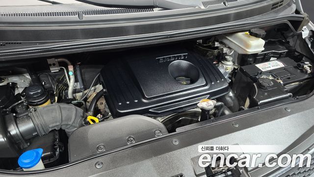 Hyundai Starex 2013 — photo 6