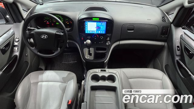 Hyundai Starex 2013 — photo 10