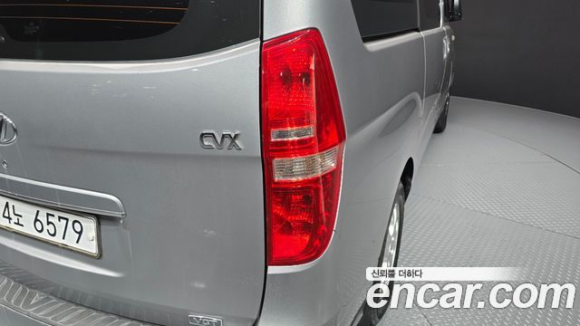 Hyundai Starex 2013 — photo 9