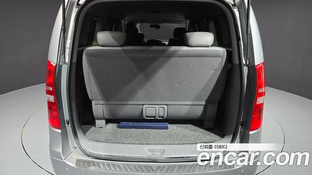 Hyundai Starex 2013 — photo 29