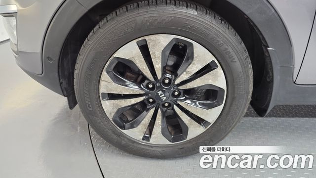 Kia Sportage 2012 — photo 5