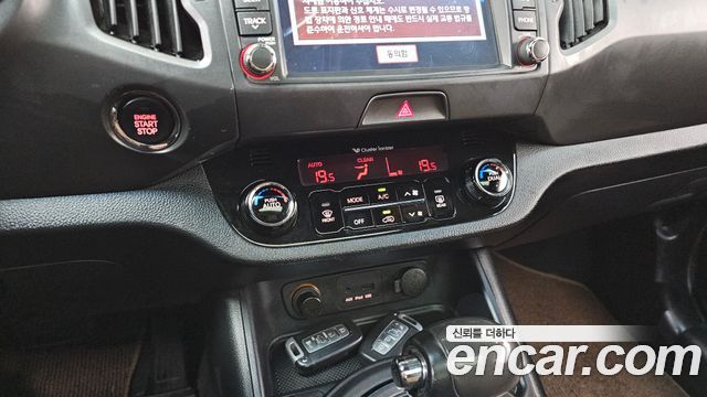 Kia Sportage 2012 — photo 17