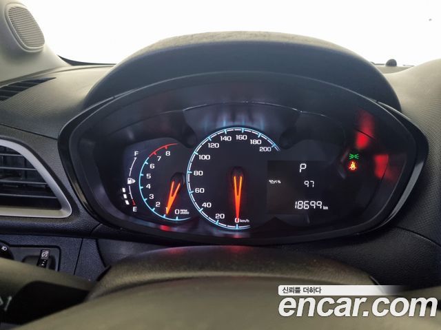 Chevrolet Korea Spark 2021 — photo 10