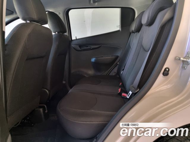 Chevrolet Korea Spark 2021 — photo 11