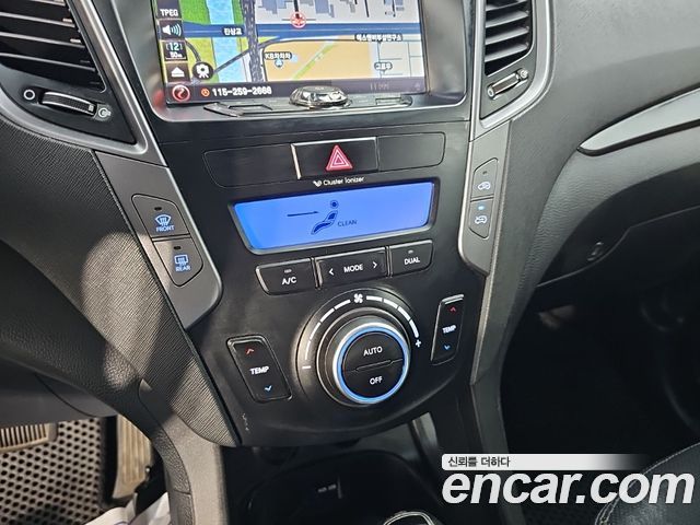 Hyundai Santafe 2013 — photo 12