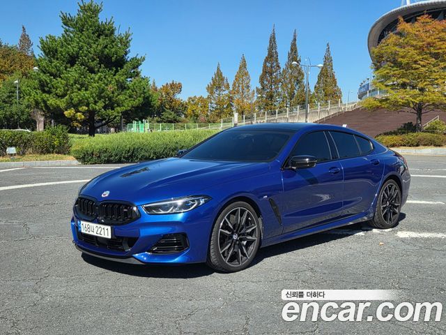 BMW 8-Series 2023 — photo 2