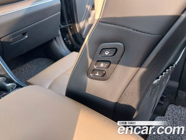 Kia K5 2022 — photo 18