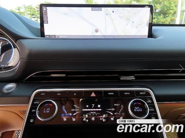 Genesis GV80 2020 — photo 12