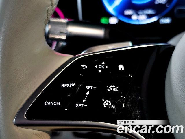 Mercedes-Benz EQS 2023 — photo 16