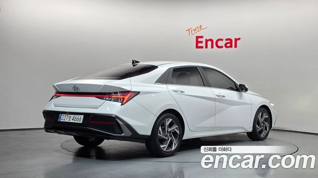 Hyundai AVANTE 2024 — photo 2