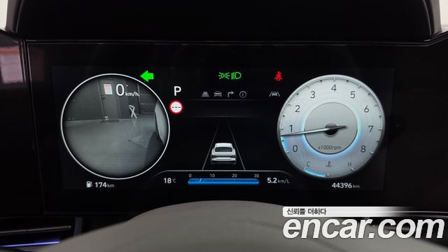 Hyundai AVANTE 2024 — photo 11