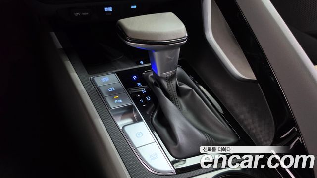 Hyundai AVANTE 2024 — photo 12