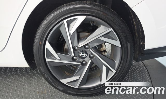 Hyundai AVANTE 2024 — photo 7