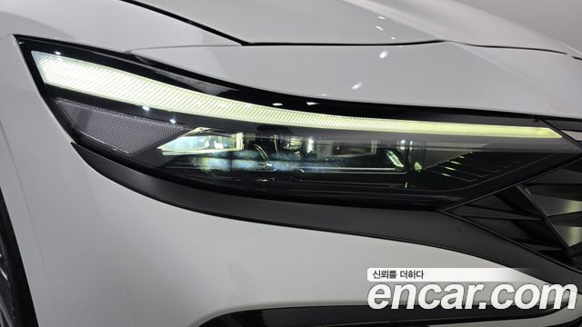 Hyundai AVANTE 2024 — photo 8