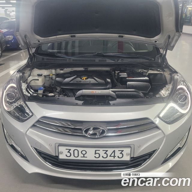 Hyundai i40 2012 — photo 6