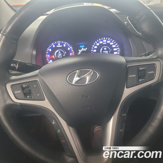 Hyundai i40 2012 — photo 16
