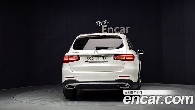 Mercedes-Benz GLC-Class 2019 — photo 4
