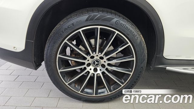 Mercedes-Benz GLC-Class 2019 — photo 5