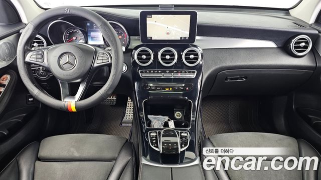 Mercedes-Benz GLC-Class 2019 — photo 10
