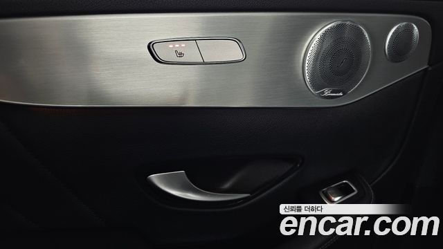 Mercedes-Benz GLC-Class 2019 — photo 24