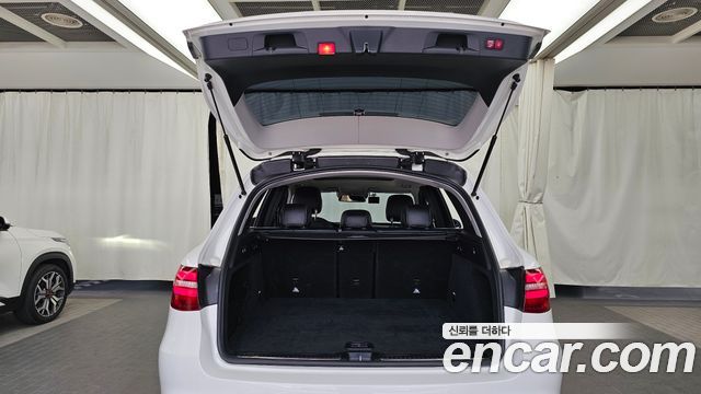 Mercedes-Benz GLC-Class 2019 — photo 26