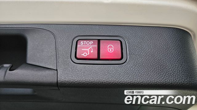 Mercedes-Benz GLC-Class 2019 — photo 30