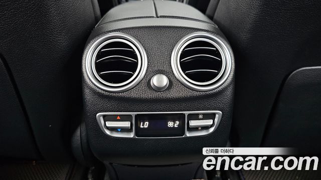 Mercedes-Benz GLC-Class 2019 — photo 31