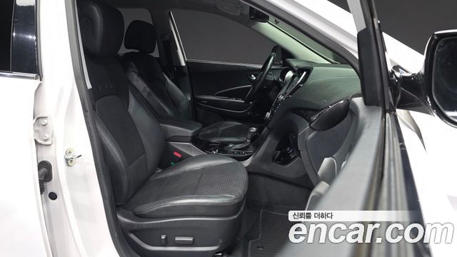 Hyundai Santafe 2015 — photo 17