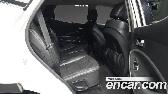 Hyundai Santafe 2015 — photo 18