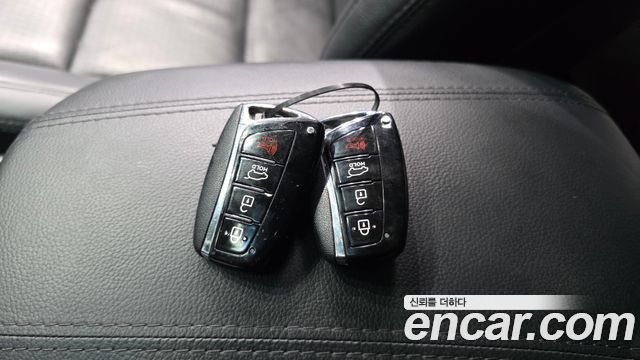 Hyundai Santafe 2015 — photo 31