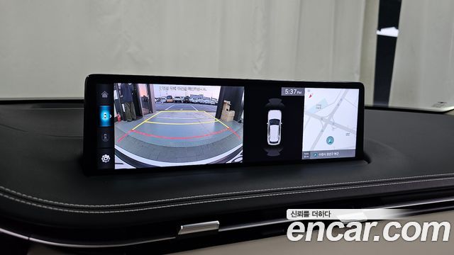 Genesis GV70 2024 — photo 21