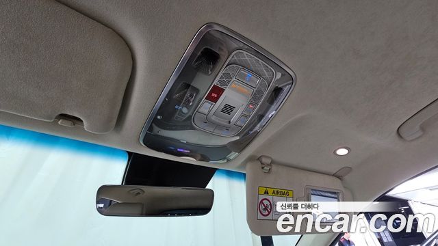 Genesis GV70 2024 — photo 23