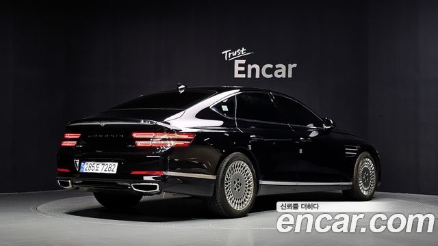 Genesis G80 2022 — photo 2