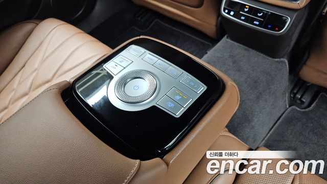 Genesis G80 2022 — photo 34