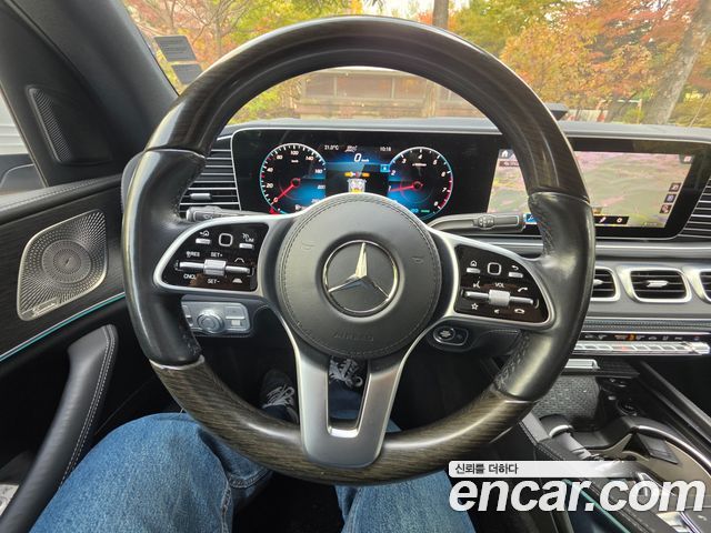 Mercedes-Benz GLS-Class 2021 — photo 10