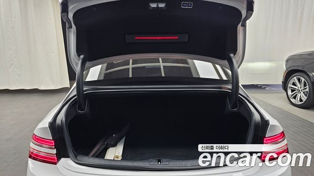 Genesis G80 2021 — photo 23